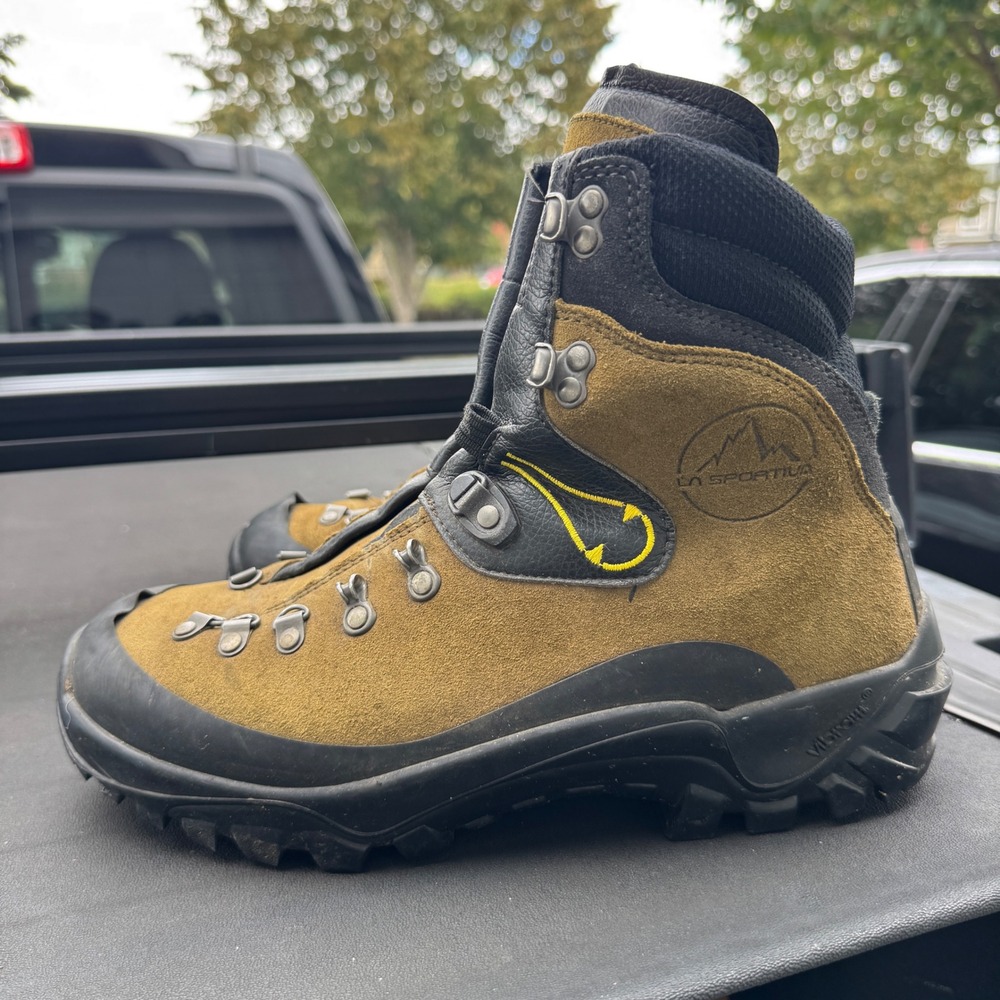 La Sportiva Mountain Men EU 43 Mountaineering Hiking Boots Vibram Made Italy